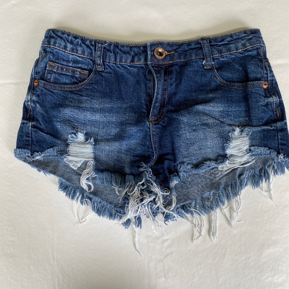 CottonOn.com Denim Distressed Shorts, Womens Size USA 6,  EUC